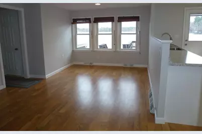 1 Summer Village Rd, Westford, MA 01886 - Photo 9