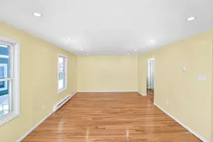 11 Greendale Rd, Boston, MA 02126 - Photo 5