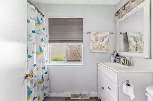 231 Lake St, Weymouth, MA 02189 - Photo 19