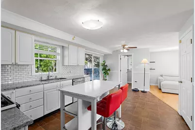 9 Rhodes St, Billerica, MA 01821 - Photo 9