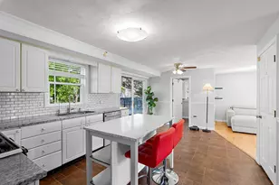 9 Rhodes St, Billerica, MA 01821 - Photo 9