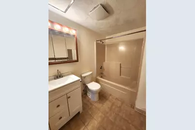 39 Parlin St #407, Everett, MA 02149 - Photo 5