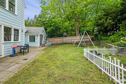 43 Somerset Rd, Brookline, MA 02445 - Photo 7