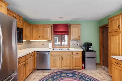 97 Laurel Ave, Haverhill, MA 01835 - Photo 7