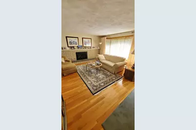 21 Biscayne Ave, Saugus, MA 01906 - Photo 5