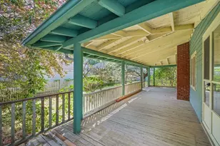 28 Orchard St, Marblehead, MA 01945 - Photo 9