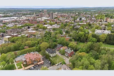 48 Madison Ave, Springfield, MA 01105 - Photo 37