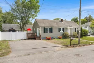 1 Egmont Ave, Billerica, MA 01821 - Photo 25