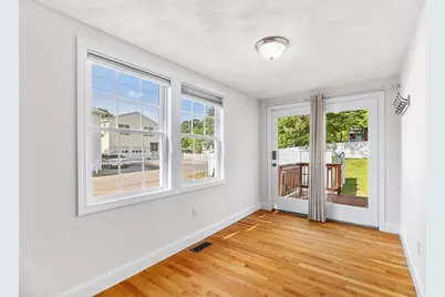 1 Egmont Ave, Billerica, MA 01821 - Photo 11
