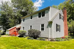 1193 Amostown Rd, West Springfield, MA 01089 - Photo 27