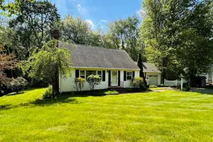 1193 Amostown Rd, West Springfield, MA 01089 - Photo 3