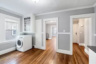 193 Florence St, Boston, MA 02131 - Photo 3