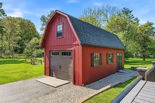 44 Pleasant St, Hopkinton, MA 01748 - Photo 37