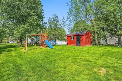 44 Pleasant Street, Hopkinton, MA 01748 - Photo 35