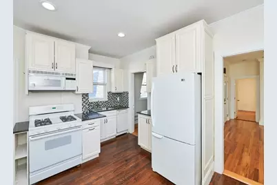 658 East Sixth #3, Boston, MA 02127 - Photo 5
