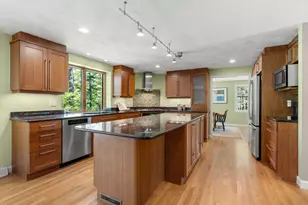 19 Pierce Ave, Westford, MA 01886 - Photo 5