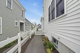 91 Newfield St, Plymouth, MA 02360 - Photo 5