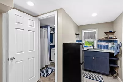9 Shore Garden Rd, Hull, MA 02045 - Photo 27