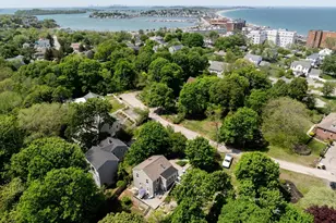 9 Shore Garden Rd, Hull, MA 02045 - Photo 9