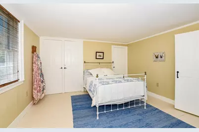 595 New Bedford Road, Rochester, MA 02770 - Photo 21