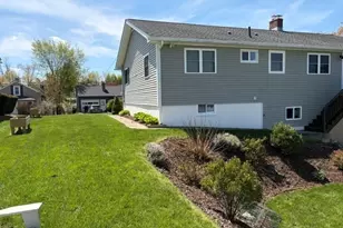 85 Kalmar St, Worcester, MA 01606 - Photo 3
