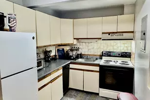 10 Linda Ln, Boston, MA 02125 - Photo 3