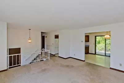 6 Pine Wood Dr, Southampton, MA 01073 - Photo 5