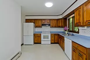 6 Pinewood Dr, Southampton, MA 01073 - Photo 11