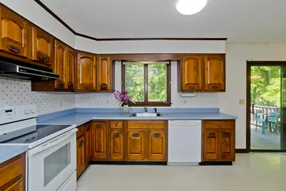 6 Pine Wood Dr, Southampton, MA 01073 - Photo 7