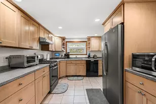 18 Forest Ave, Essex, MA 01929 - Photo 13