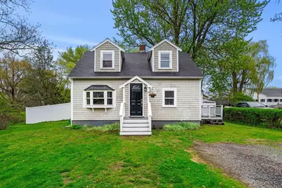 18 Forest Ave, Essex, MA 01929 - Photo 3