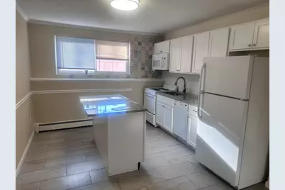 7 Endicott #2, Norwood, MA 02062 - Photo 3