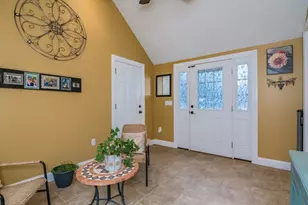 435 Converse, Longmeadow, MA 01106 - Photo 3