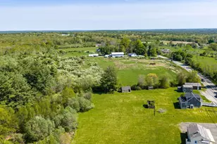 576 Faunce Corner Rd, Dartmouth, MA 02747 - Photo 7