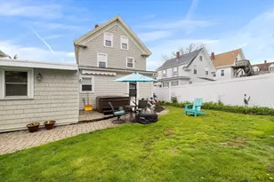 19 Trask St, Gloucester, MA 01930 - Photo 17
