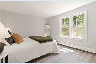 1049 Pleasant St, Canton, MA 02021 - Photo 9