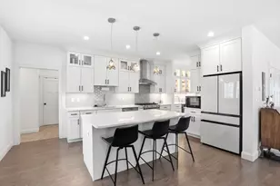 10 Cranberry Farm Rd, Plymouth, MA 02360 - Photo 3
