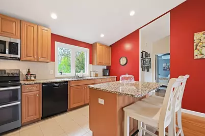 67 Handy St, Attleboro, MA 02703 - Photo 11