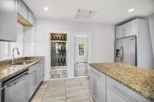 50 Perrin St, Boston, MA 02119 - Photo 21