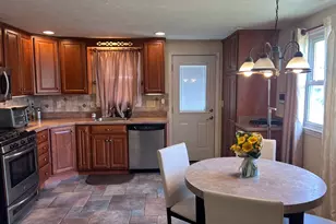 30 Stearns Ave, Brockton, MA 02302 - Photo 5