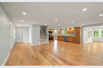 5R Brooks Rd, Gloucester, MA 01930 - Photo 3