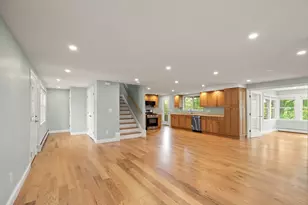 5R Brooks Rd, Gloucester, MA 01930 - Photo 3