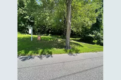 51 Rigby St, Clinton, MA 01510 - Photo 5