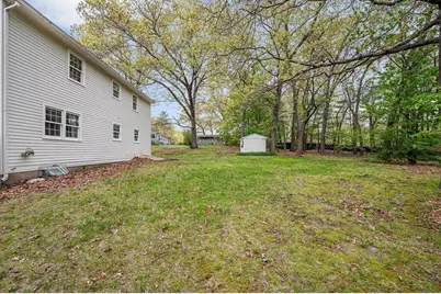 385 N Broadway, Haverhill, MA 01832 - Photo 35
