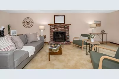 385 N Broadway, Haverhill, MA 01832 - Photo 15