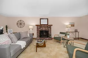 385 N Broadway, Haverhill, MA 01832 - Photo 15