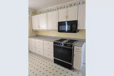 46 Bryant St #A, North Adams, MA 01247 - Photo 3