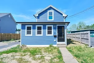 74 Parsons St, Easthampton, MA 01027 - Photo 3