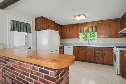 16 Laurel, Hudson, MA 01749 - Photo 5
