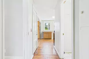 5 Barber St, Springfield, MA 01109 - Photo 29